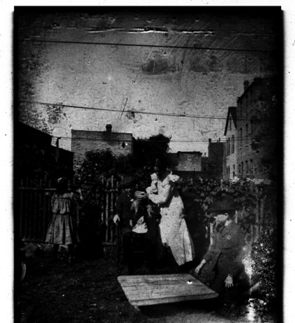 Print from glass plate negative. Maybe Chicago.